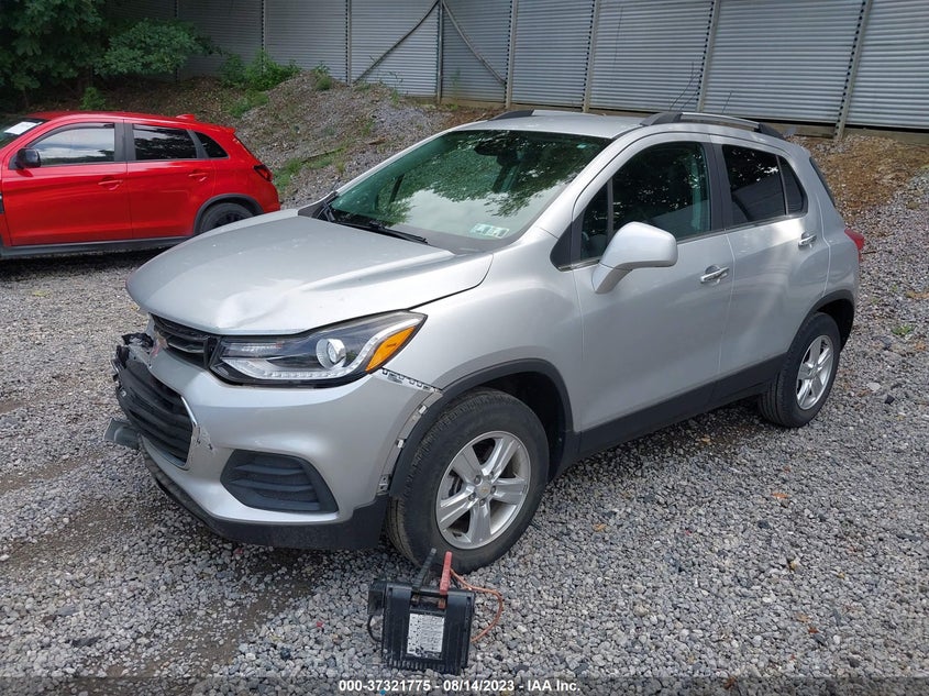 VIN KL7CJPSB4JB611671 2018 CHEVROLET TRAX 1LT