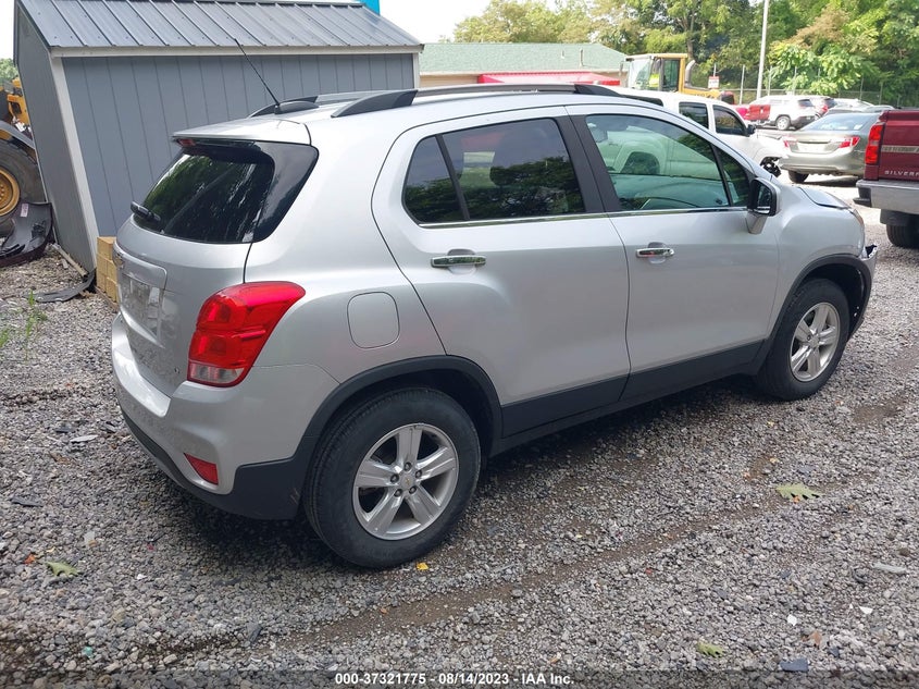 VIN KL7CJPSB4JB611671 2018 CHEVROLET TRAX 1LT