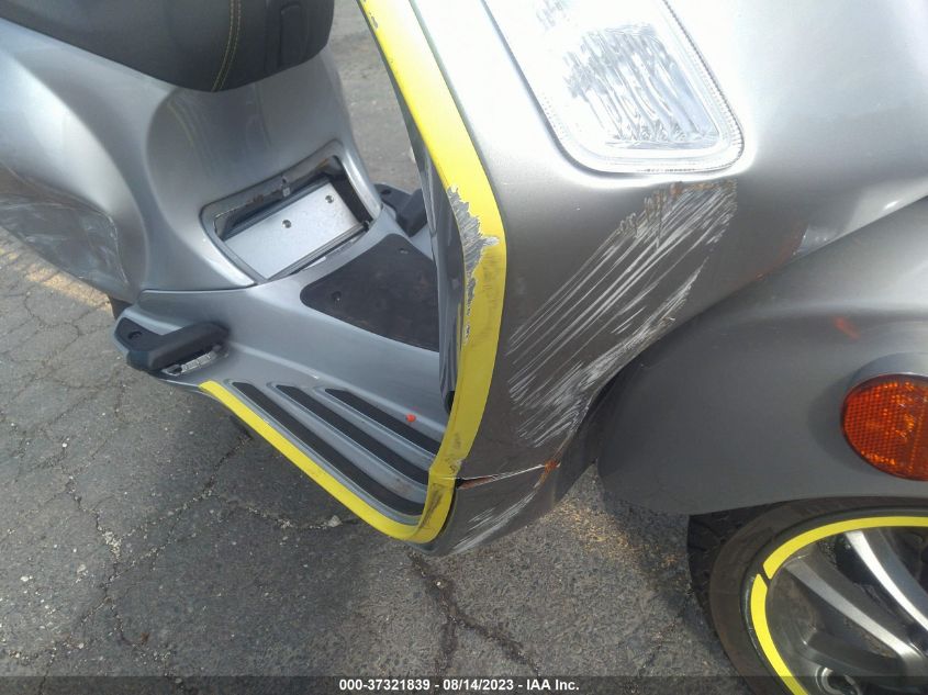 2022 VESPA ELETTRICA ZAPMA9EB1N5100033