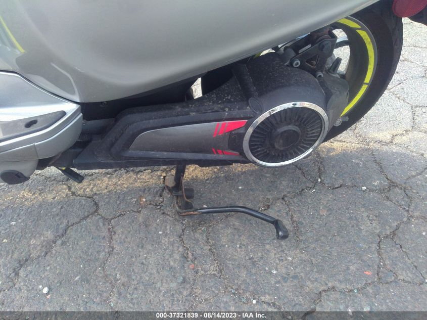 2022 VESPA ELETTRICA ZAPMA9EB1N5100033