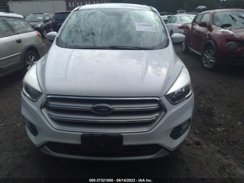 2017 FORD ESCAPE SE - 1FMCU9GD9HUA07284