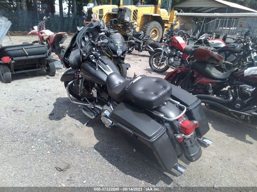 2007 HARLEY-DAVIDSON FLHX - 1HD1KB4117Y660555