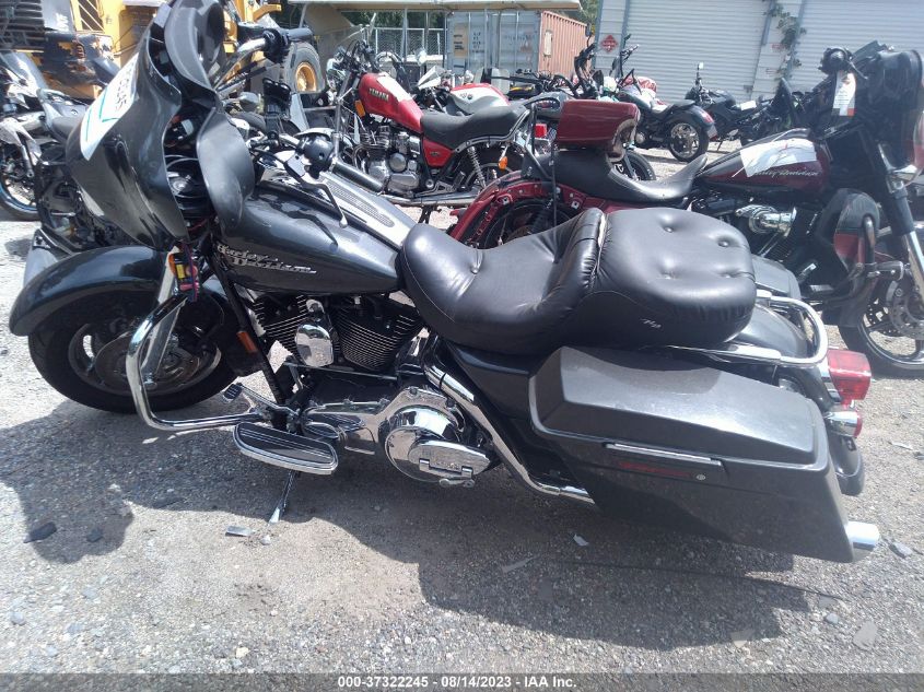 2007 HARLEY-DAVIDSON FLHX - 1HD1KB4117Y660555