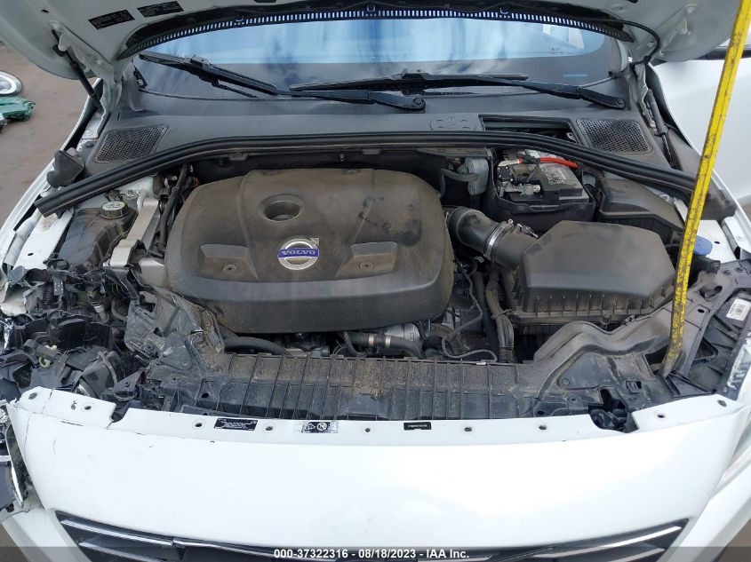 2015 VOLVO S60 T5 DRIVE-E PLATINUM - YV126MFD7F1304769