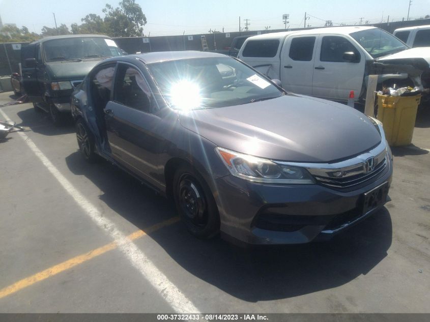2017 HONDA ACCORD SEDAN SPORT SE - 1HGCR2F12HA084795