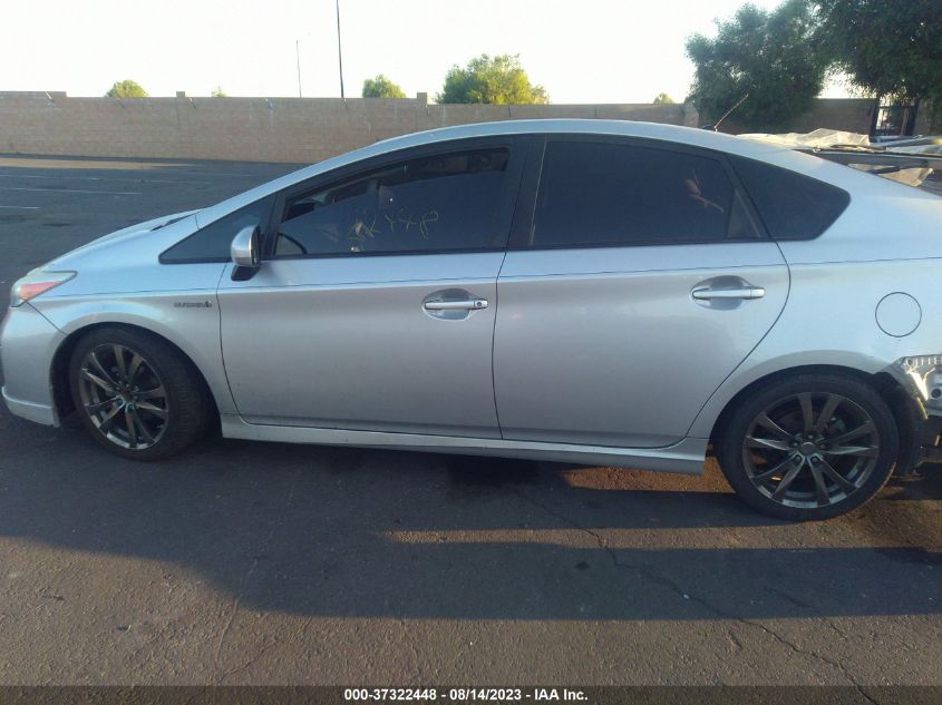 2013 TOYOTA PRIUS TWO - JTDKN3DU7D5666435