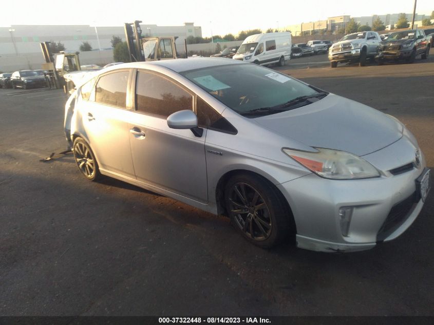 2013 TOYOTA PRIUS TWO - JTDKN3DU7D5666435