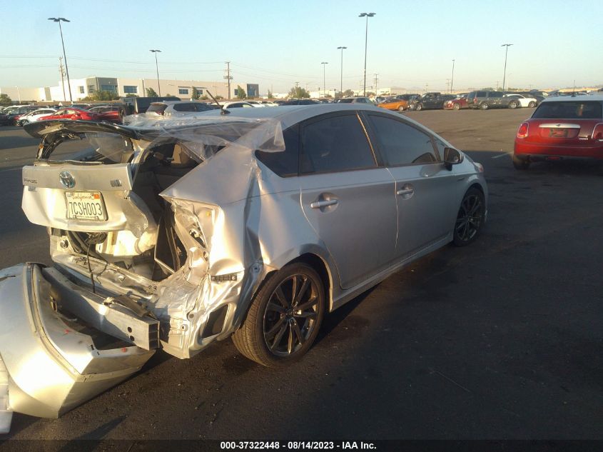 2013 TOYOTA PRIUS TWO - JTDKN3DU7D5666435