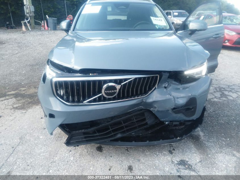 2023 VOLVO XC40 PLUS BRIGHT THEME YV4L12UN8P2087508