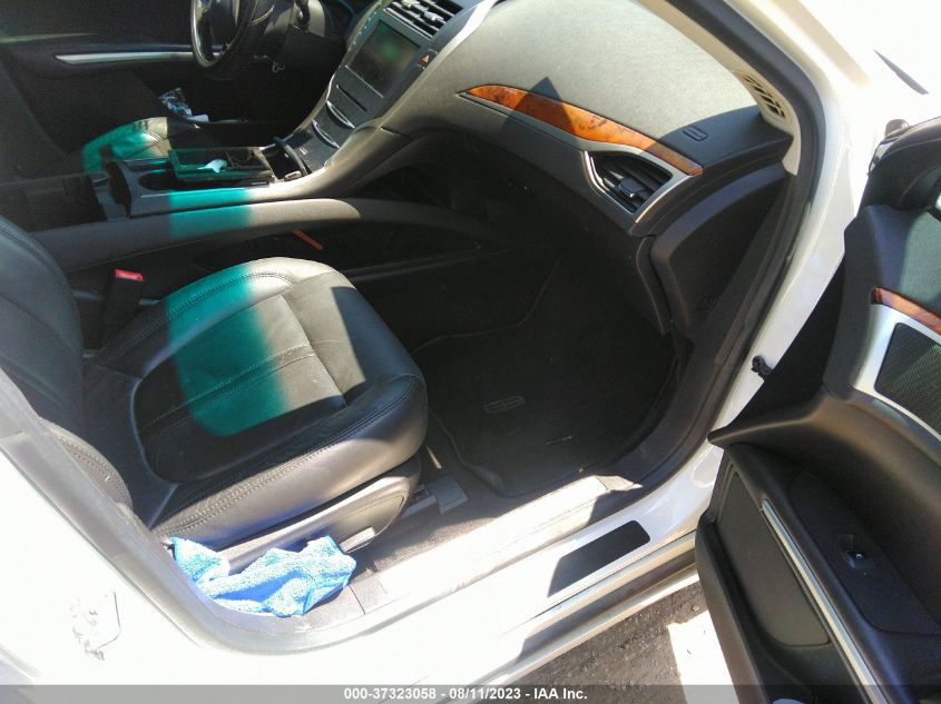 2013 LINCOLN MKZ - 3LN6L2J93DR821136