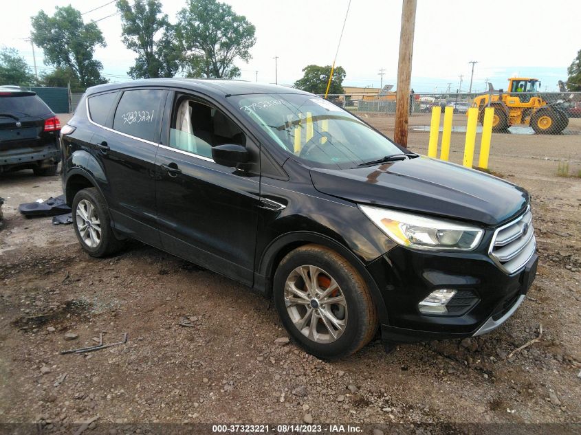 2017 FORD ESCAPE SE - 1FMCU0GD1HUD25394