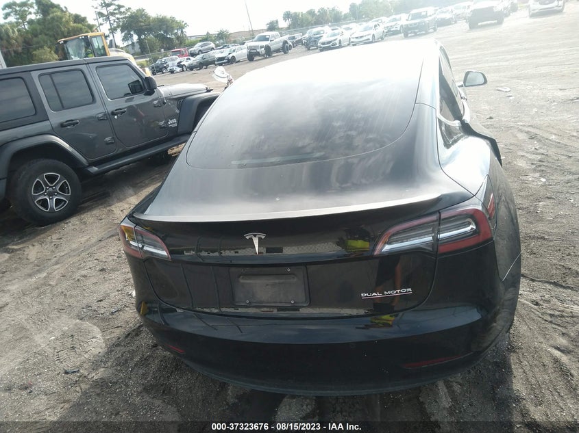 VIN 5YJ3E1EB1KF476969 2019 TESLA MODEL 3