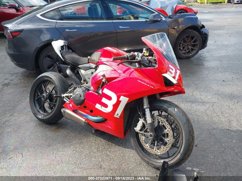 2021 DUCATI PANIGALE V2 - ZDMHAATW8MB003166