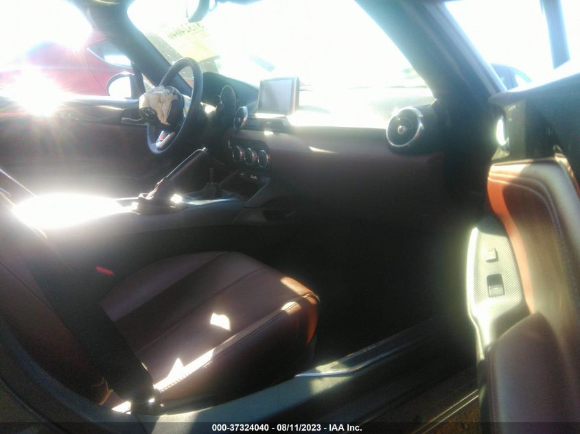 2017 MAZDA MX-5 MIATA RF GRAND TOURING - JM1NDAM71H0102670