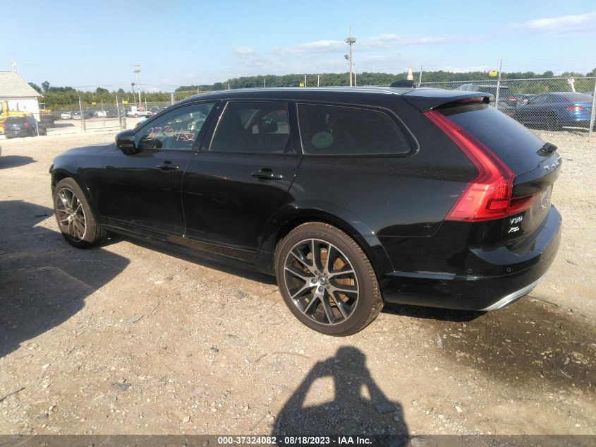 2018 VOLVO V90 CROSS COUNTRY YV4A22NL1J1017069