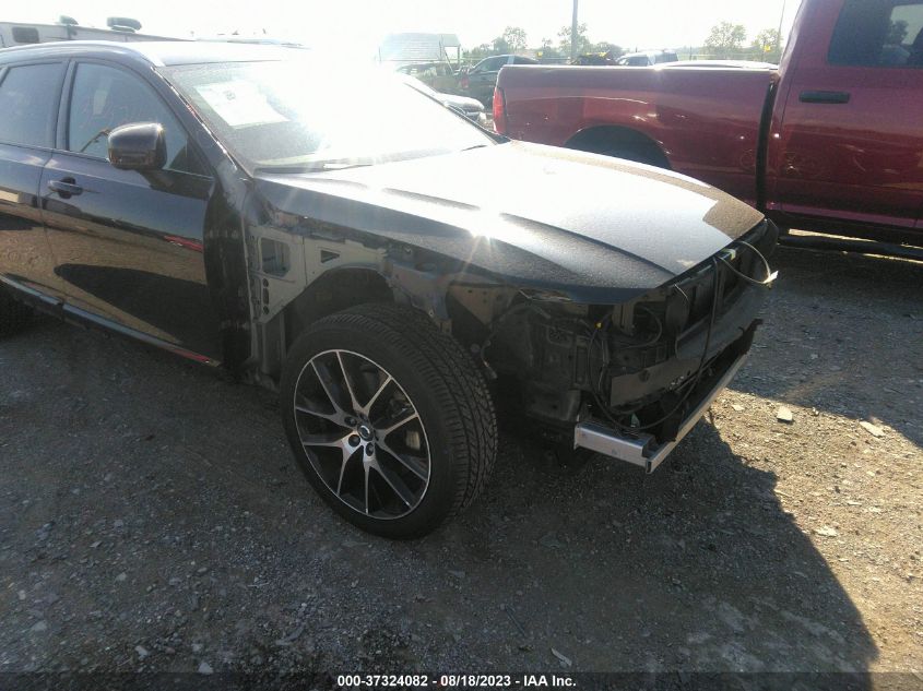 2018 VOLVO V90 CROSS COUNTRY YV4A22NL1J1017069