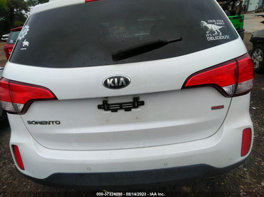 2014 KIA SORENTO LX - 5XYKTCA61EG530189