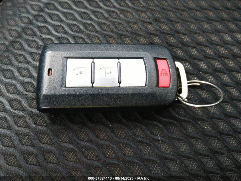 2018 MITSUBISHI OUTLANDER SE/SEL - JA4AD3A35JZ069292