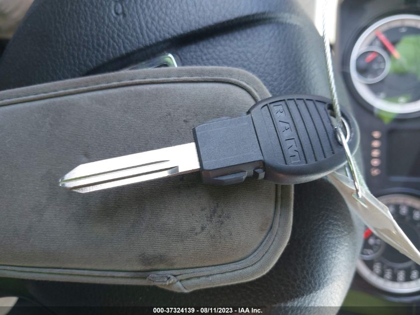 2019 RAM 1500 CLASSIC TRADESMAN - 1C6RR6FG7KS562836
