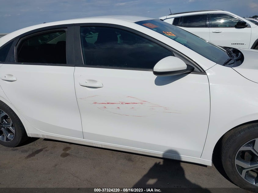 VIN 3KPF24AD3LE179580 2020 KIA FORTE LXS