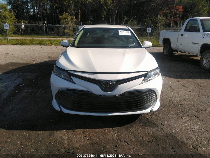 2018 TOYOTA CAMRY LE/SE/XLE/L - 4T1B11HK2J4082496