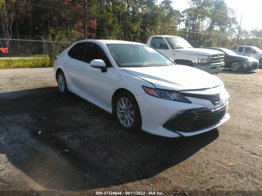 2018 TOYOTA CAMRY LE/SE/XLE/L - 4T1B11HK2J4082496