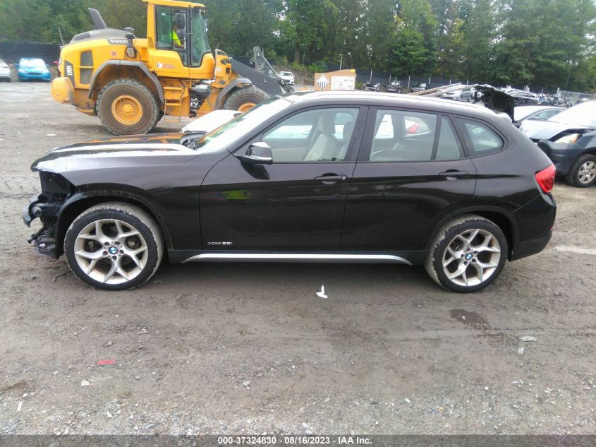 2015 BMW X1 XDRIVE28I - WBAVL1C58FVY29742