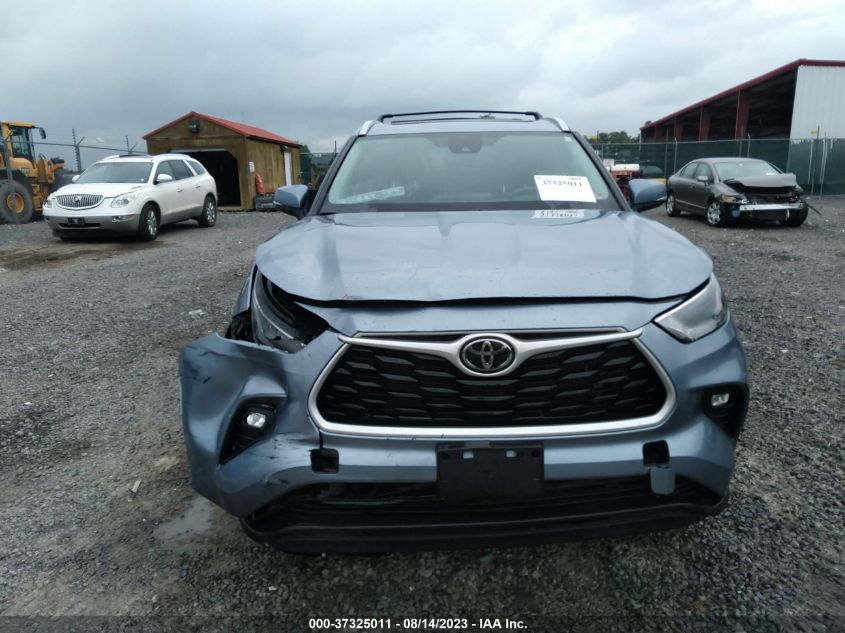 2022 TOYOTA HIGHLANDER XLE - 5TDGZRBHXNS225266