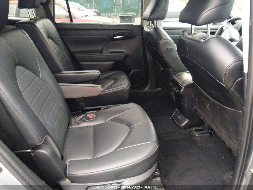 2022 TOYOTA HIGHLANDER XLE - 5TDGZRBHXNS225266