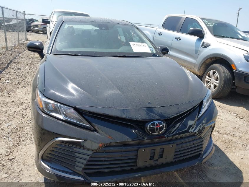 2022 TOYOTA CAMRY LE - 4T1C11AK4NU018397