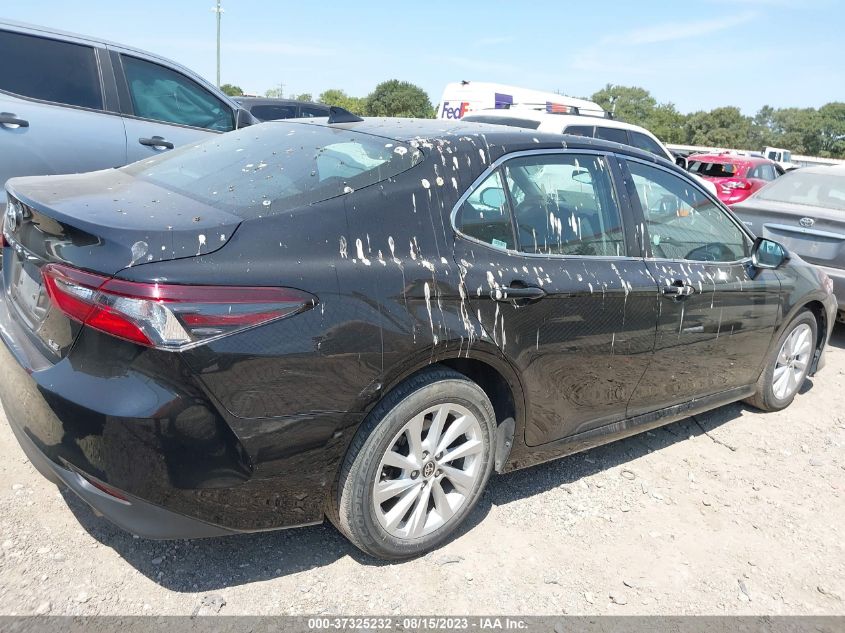 2022 TOYOTA CAMRY LE - 4T1C11AK4NU018397