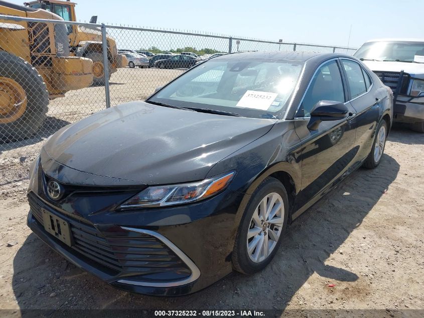 2022 TOYOTA CAMRY LE - 4T1C11AK4NU018397