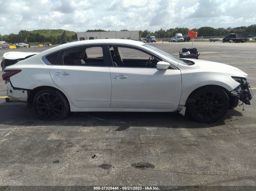 2017 NISSAN ALTIMA 2.5 SR - 1N4AL3AP4HC167552