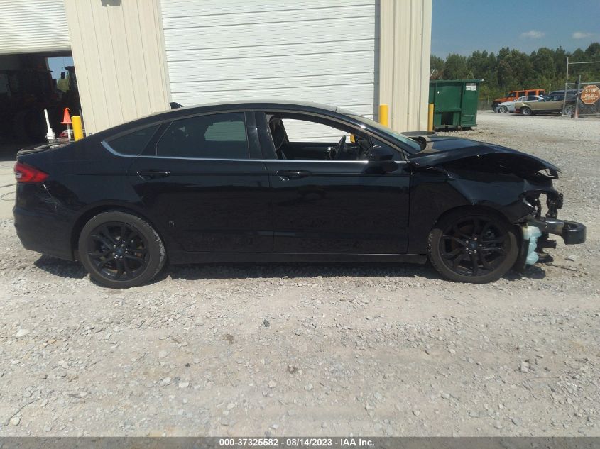 3FA6P0HD4LR134761 Ford Fusion SE 14