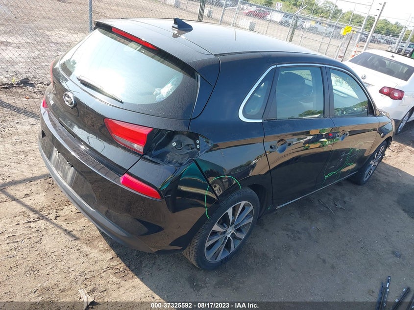 VIN KMHH35LE8JU074268 2018 HYUNDAI ELANTRA GT