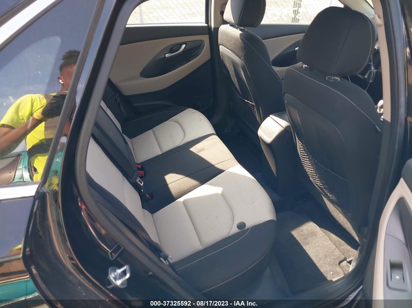 VIN KMHH35LE8JU074268 2018 HYUNDAI ELANTRA GT