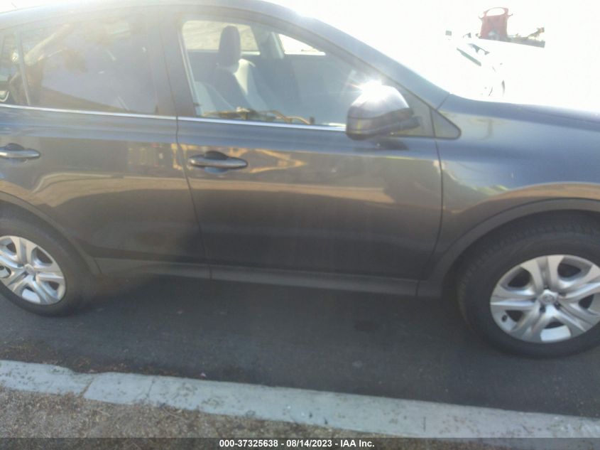 2015 TOYOTA RAV4 LE - JTMZFREV2FD052228