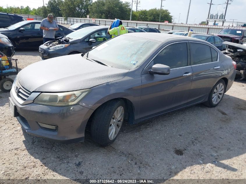 2015 HONDA ACCORD SEDAN EX - 1HGCR2F74FA022168