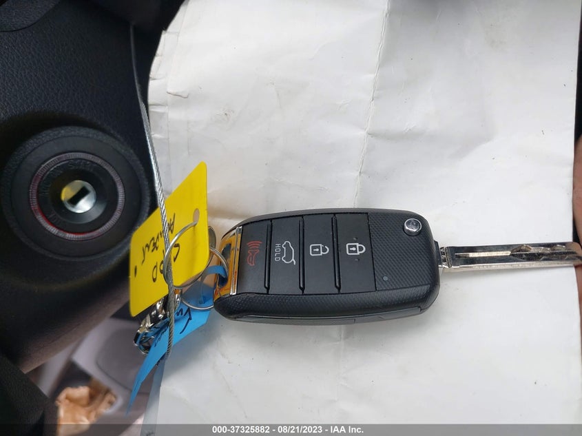 VIN KNDPMCAC8J7407943 2018 KIA SPORTAGE LX