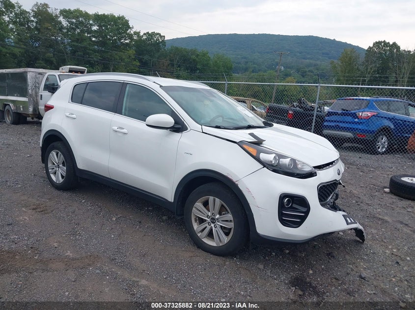 VIN KNDPMCAC8J7407943 2018 KIA SPORTAGE LX