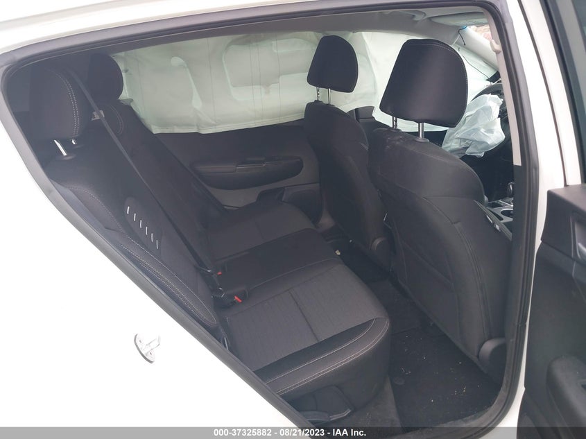 VIN KNDPMCAC8J7407943 2018 KIA SPORTAGE LX