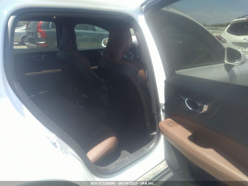2021 VOLVO V60 CROSS COUNTRY - YV4102WK8M1068584