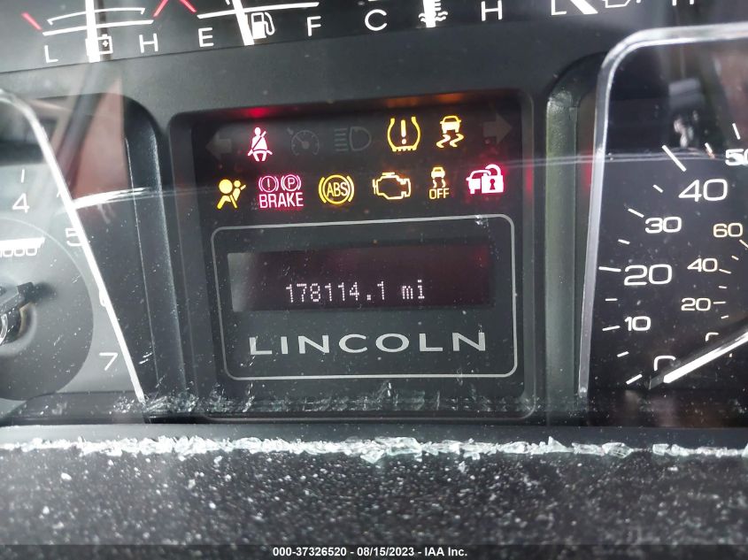 2014 LINCOLN NAVIGATOR L - 5LMJJ3J52EEL03992