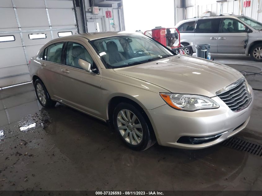 2013 CHRYSLER 200 TOURING - 1C3CCBBB4DN627649