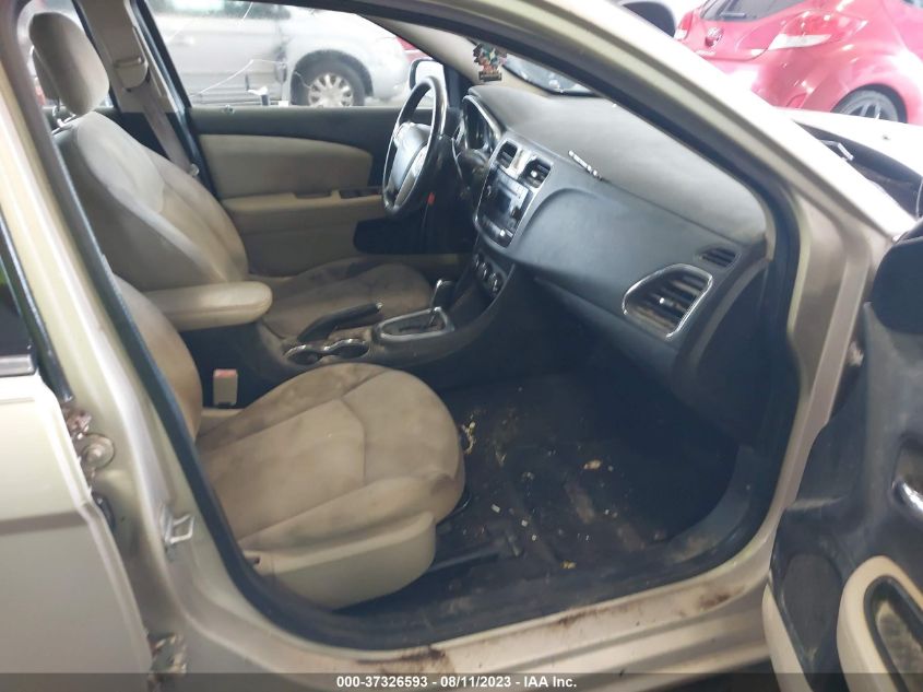 2013 CHRYSLER 200 TOURING - 1C3CCBBB4DN627649