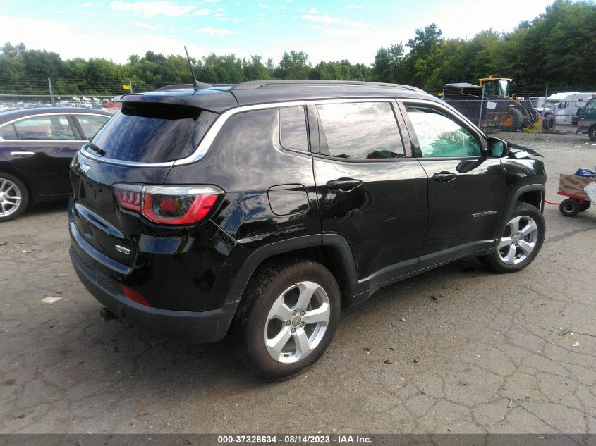 VIN 3C4NJDBB4JT392977 2018 JEEP COMPASS LATITUDE