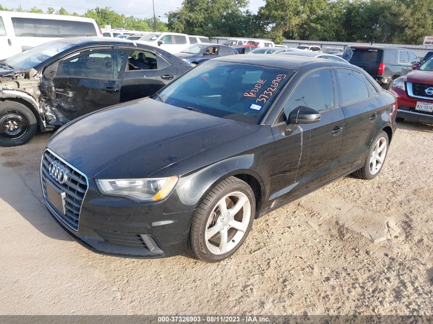 VIN WAUACGFF5F1125365 2015 AUDI A3 no.2