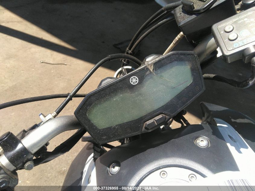 2015 YAMAHA FZ07 JYARM06E1FA001512