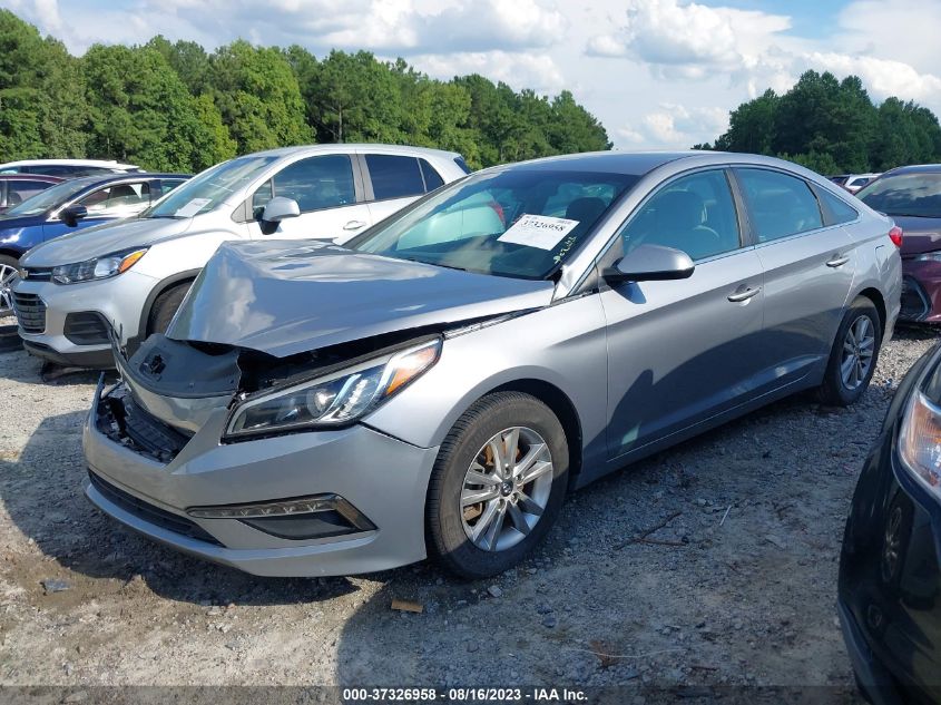 2015 HYUNDAI SONATA 2.4L SE - 5NPE24AF1FH214856