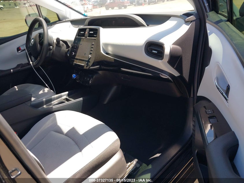 VIN JTDL9RFUXL3021958 2020 TOYOTA PRIUS LE/XLE